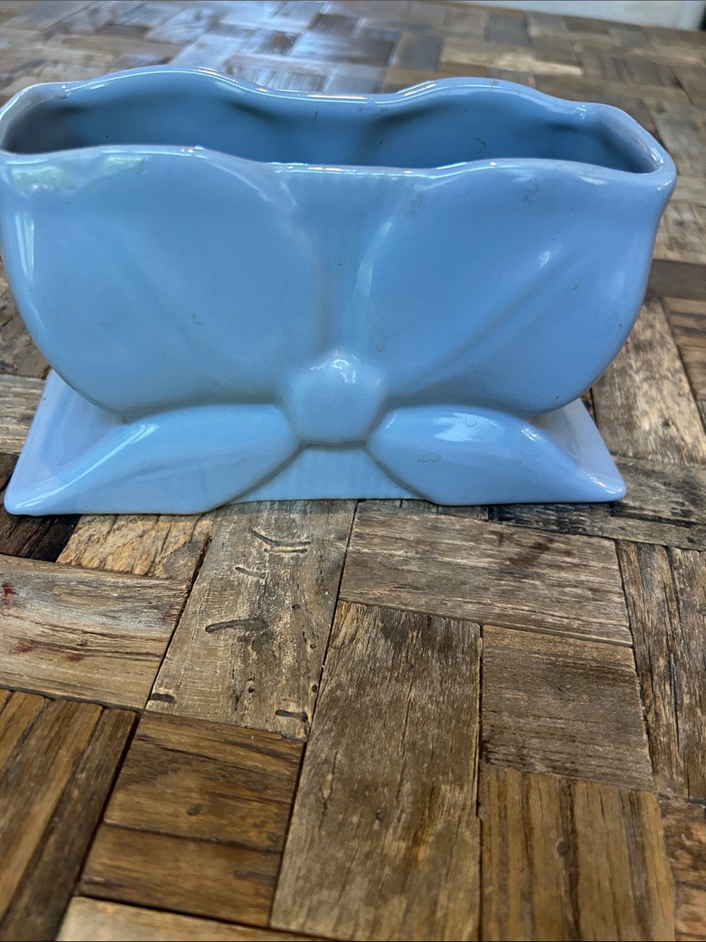 Vintage Abingdon USA Pottery Blue Ceramic Bow Planter